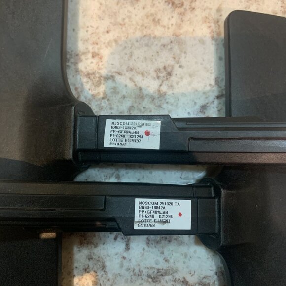 Samsung TV Stand Pair Legs Base BN63-18842X001 - Picture 3 of 4